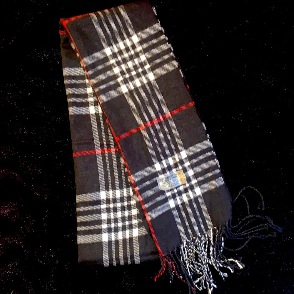 Women’s Multicolored Classic Scarf
